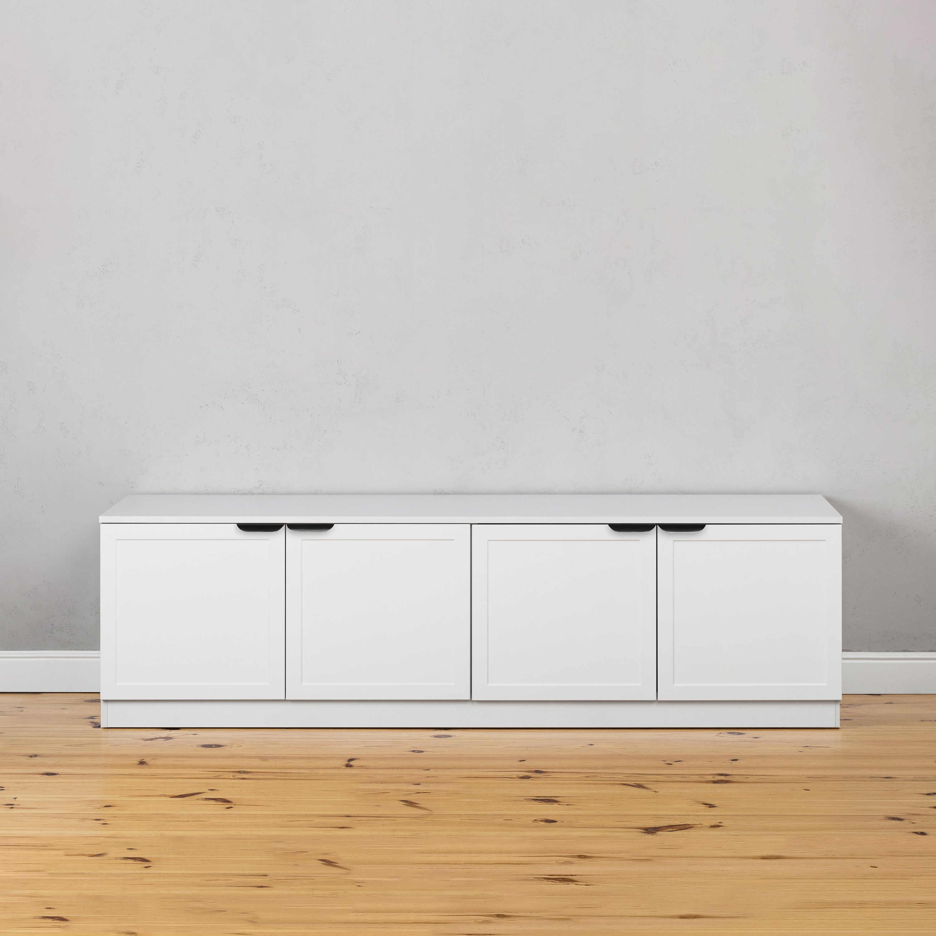 BUCHAREST TV UNIT- WHITE - HAMPTONS - PULL BLACK
