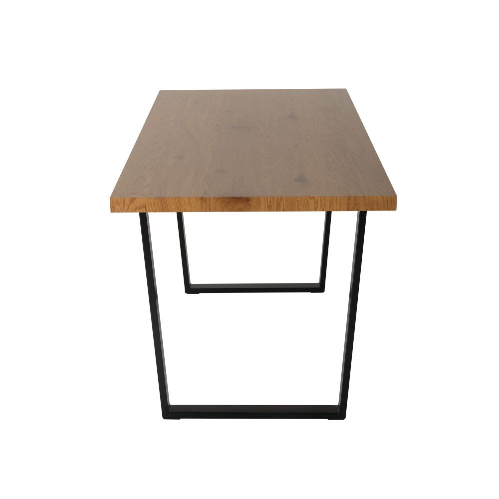 Gourmet Glamour: The Natural&Velvet Dining Set