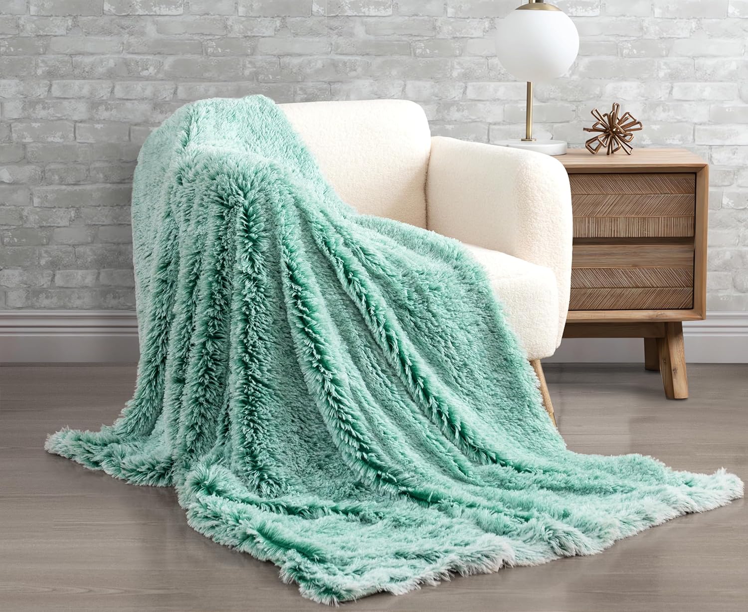 Double Sided Fx Fur Shaggy Throw Blanket - Emerald