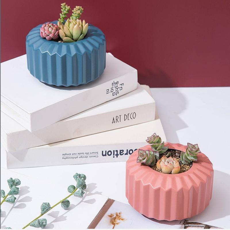 Versatile Vase for Wet and Dry Flowers - Glazed Decorative Pot - Rose Pink