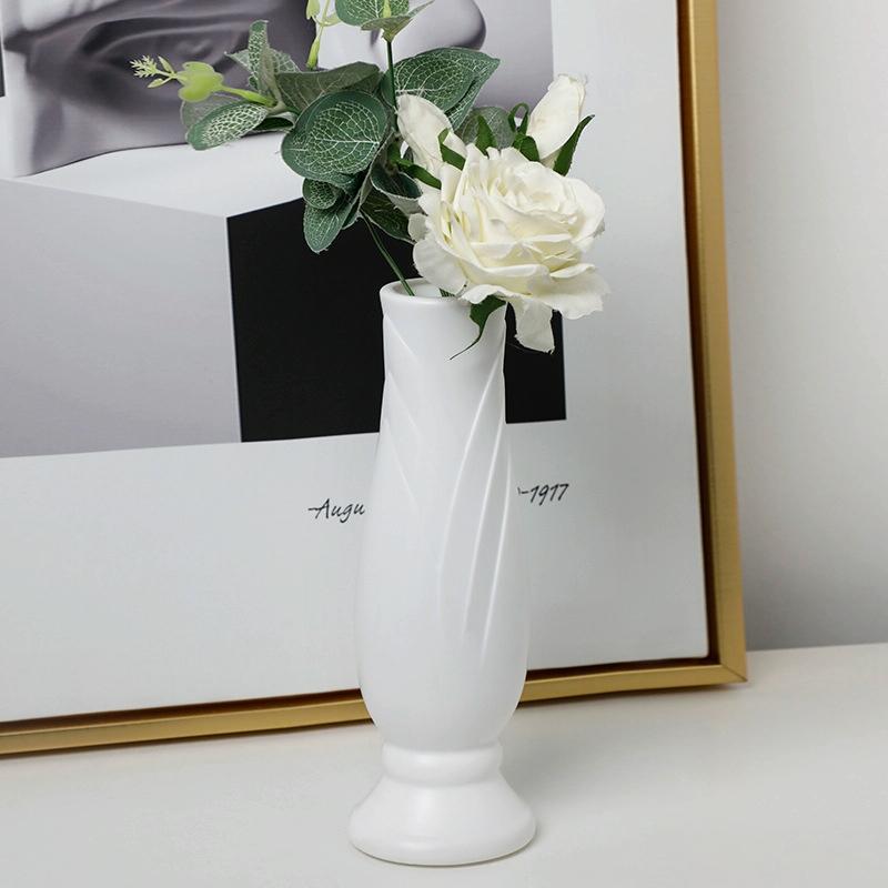 Imitation Porcelain Petal Vase for Drop-proof Home Decor - Pink