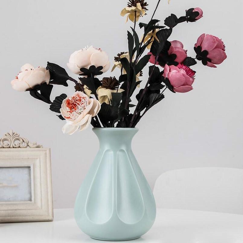 Drop-resistant Plastic Vase for Dry and Wet Flower Arrangements - Pink