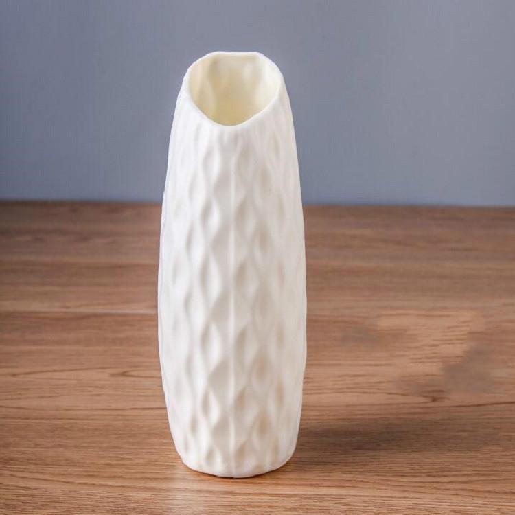 Sturdy Plastic Vase for Creative Display - Drop-resistant - Green
