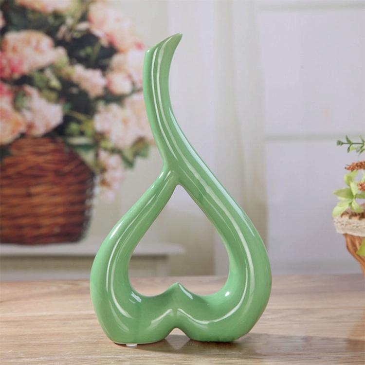 Creative Heart-shaped Ceramic Flower Vase for Home Office or Wedding Decor - Green