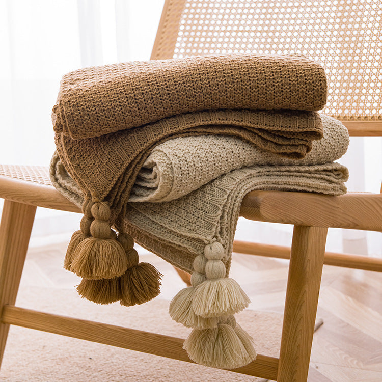 Turmeric 110cm x 150cm Soft Tassel Throw Blanket for Sofa or Bed, Cozy Casual Blanket for Office Nap, Minimalist Bed End Cover