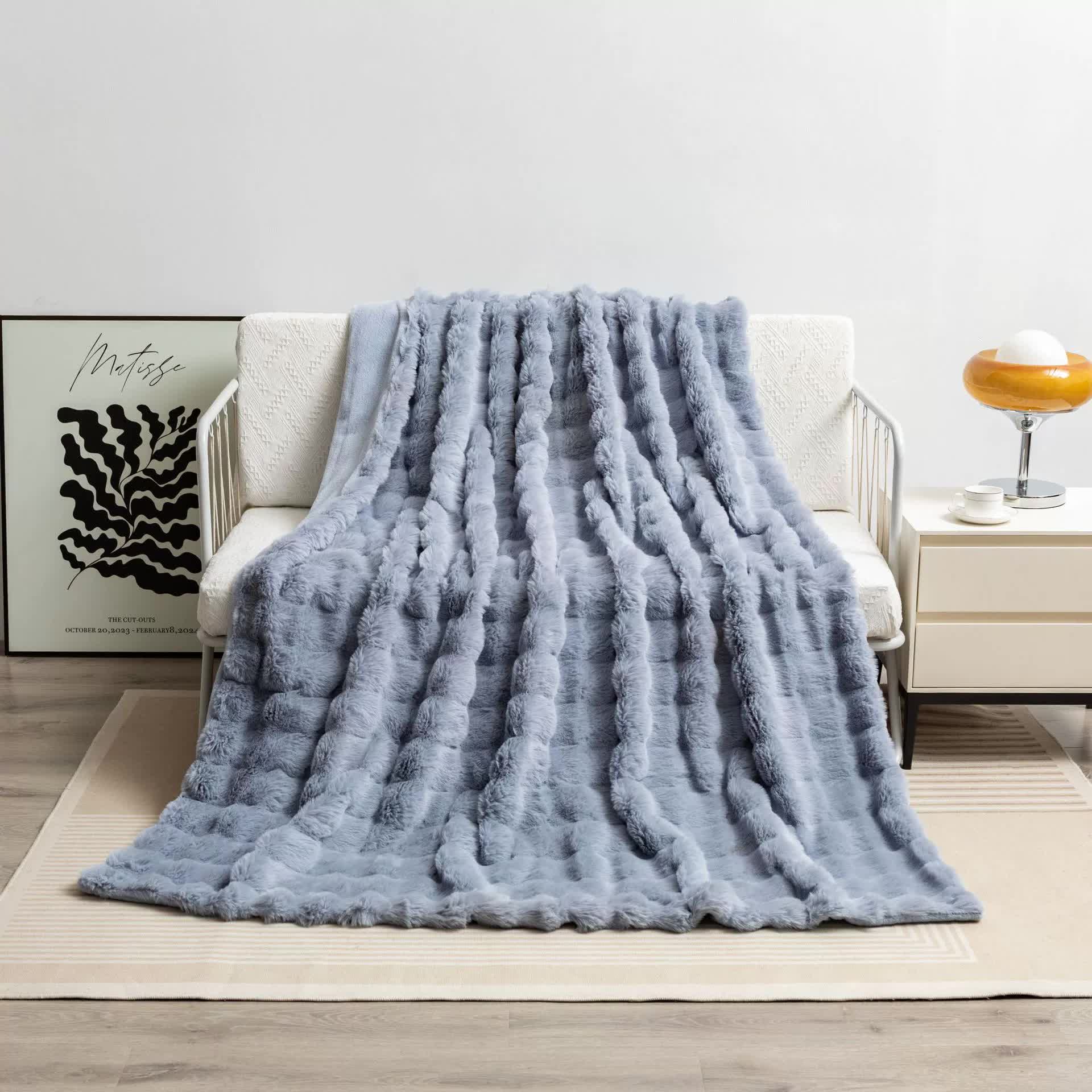 Grey 100*160cm Plush Toscana Throw Blanket - Soft Flannel Fleece for All Seasons, Perfect for Couch & Bed