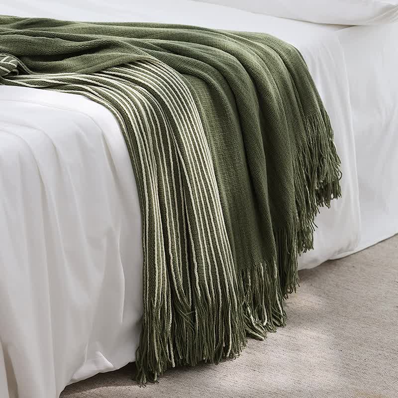 Green Cozy Knit Throw Blanket with Fringe - Stylish Striped Bed End Cover, 127x170CM