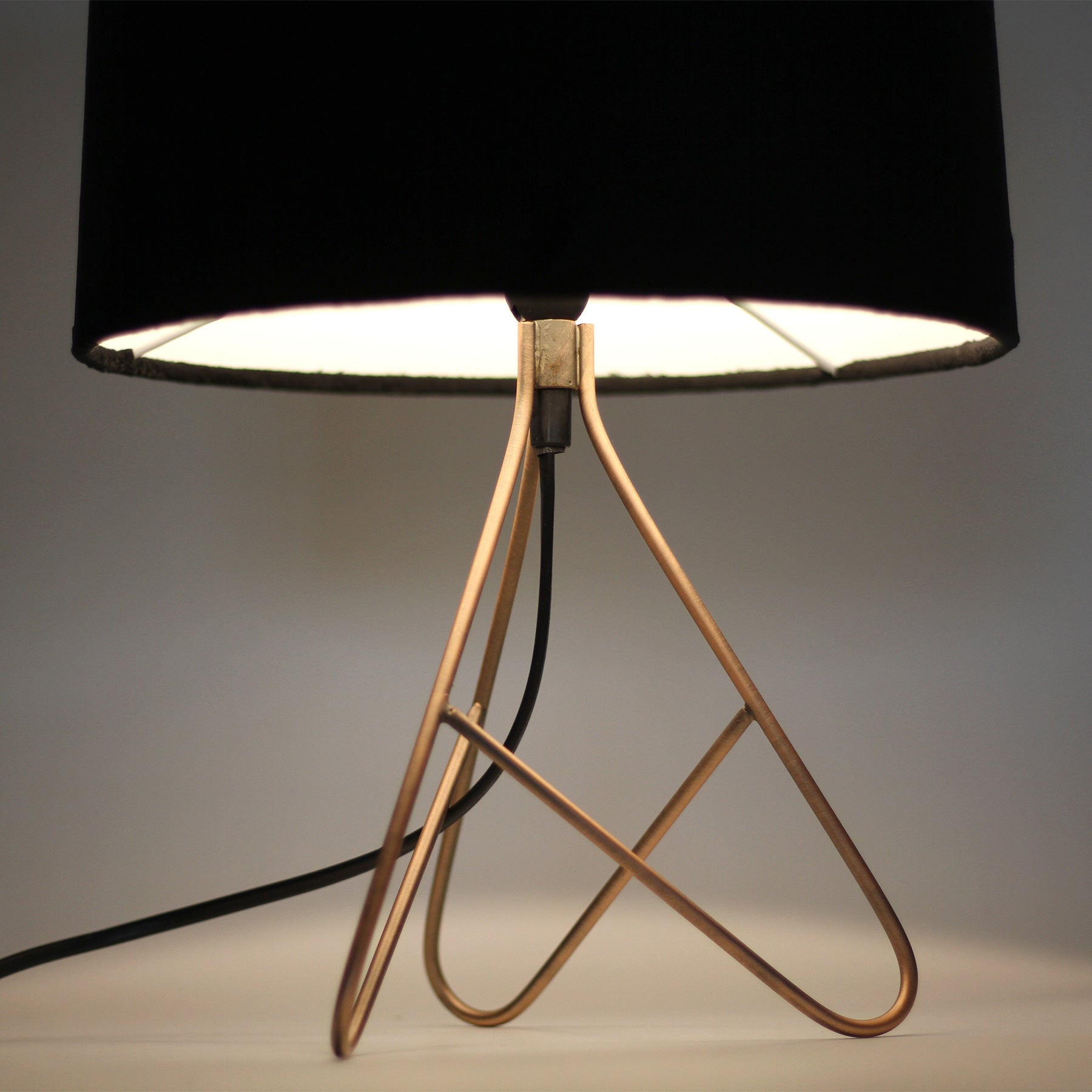SALE TABLE LAMP
