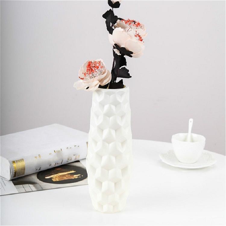 Creative Diamond-shaped Vase for Dry and Wet Flower Arrangements - Milk White