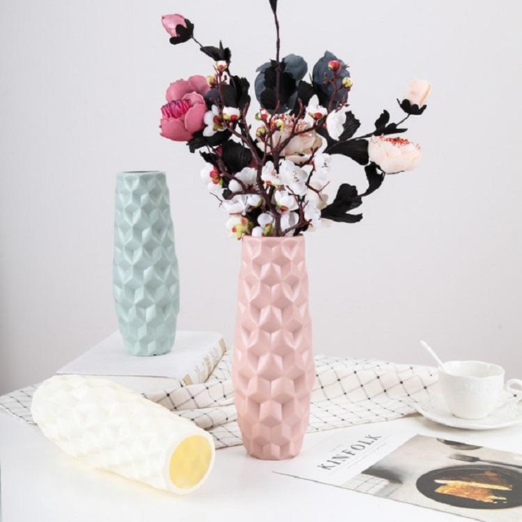 Creative Diamond-shaped Vase for Dry and Wet Flower Arrangements - Pink