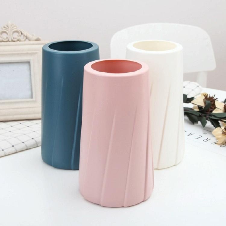 Creative Plastic Vase for Modern Decor - Simple Design - Milk White